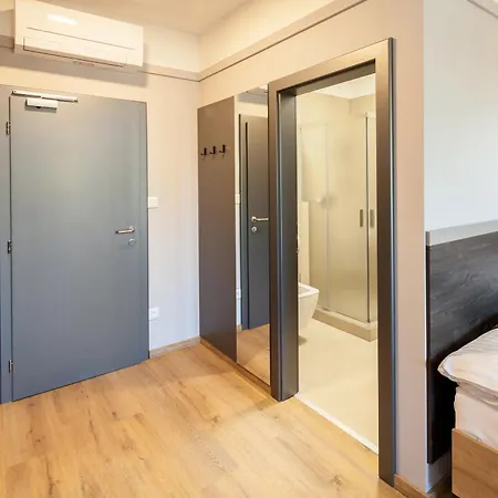 Tanker & Bistro 게스트하우스