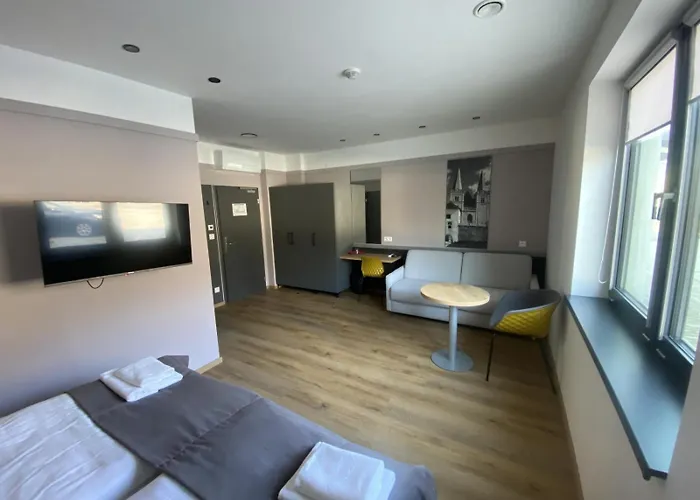 게스트하우스 Tanker & Bistro 3*